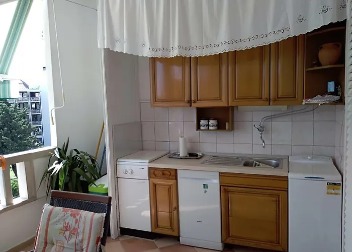 Smiljana Апартаменти Макарська